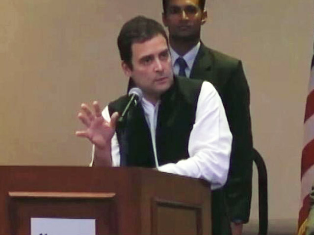 असहनशीलता से भारत की साख बिगड़ी है : राहुल गांधी