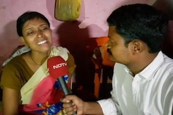 नोएडा : सीवर में सफाई के दौरान गंवाई जान, परिवार की सुध लेने वाला कोई नहीं नोएडा : सीवर में सफाई के दौरान गंवाई जान, परिवार की सुध लेने वाला कोई नहीं