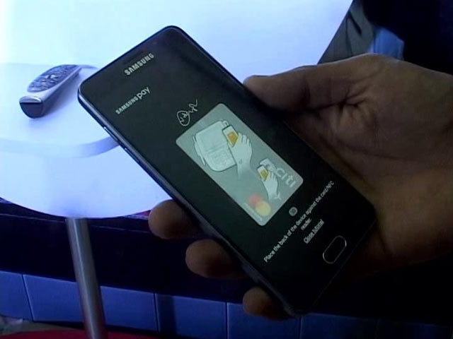 A Look At Tech Innovations For A Cashless India