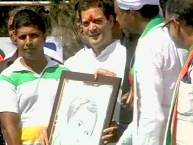 बड़ी ख़बर: मिशन गुजरात पर निकले राहुल गांधी