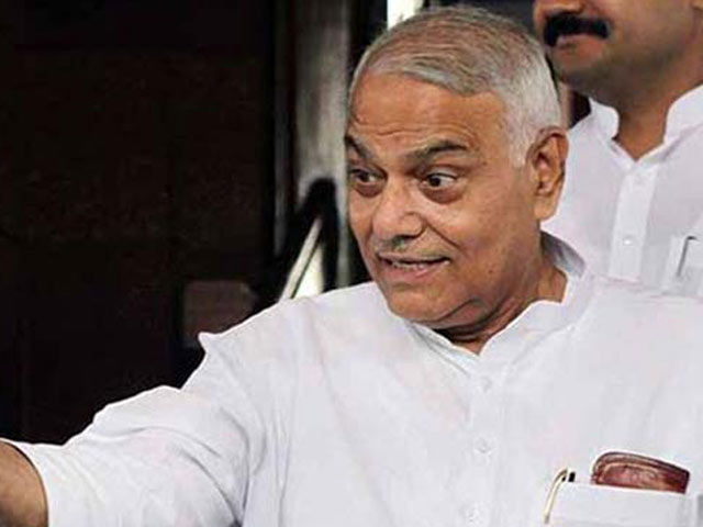 यशवंत सिन्हा ने अरुण जेटली के कामकाज के तरीक़ों पर सवाल उठाए