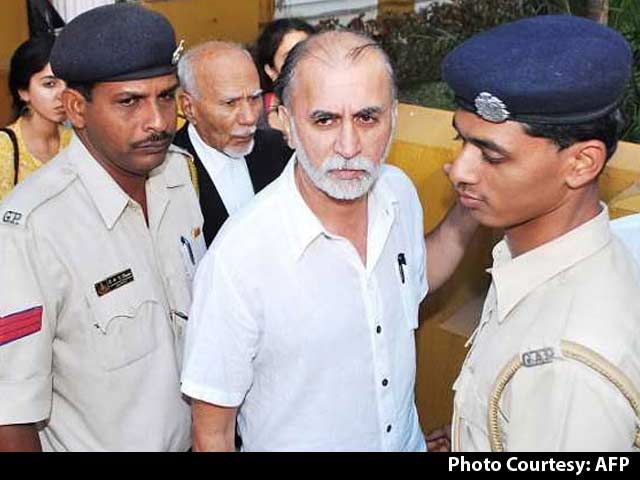 Video : Journalist Tarun Tejpal Charged With Raping Junior Colleague