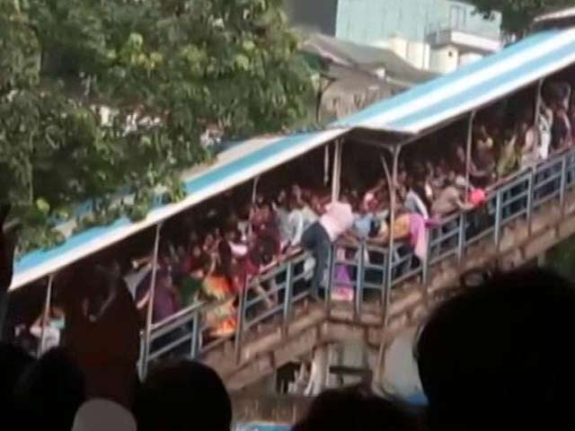 Mumbai Stampede: Number Of Dead Rises To 23 As Patient Dies In Hospital