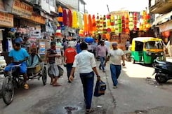 सदर बाजार के व्यापारियों में त्योहार को लेकर फीका पड़ा उत्साह सदर बाजार के व्यापारियों में त्योहार को लेकर फीका पड़ा उत्साह
