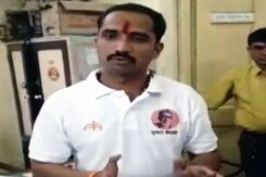 केईएम अस्पताल में शिवसेना कार्यकर्ता ने की डॉक्टर के साथ बदसलूकी केईएम अस्पताल में शिवसेना कार्यकर्ता ने की डॉक्टर के साथ बदसलूकी