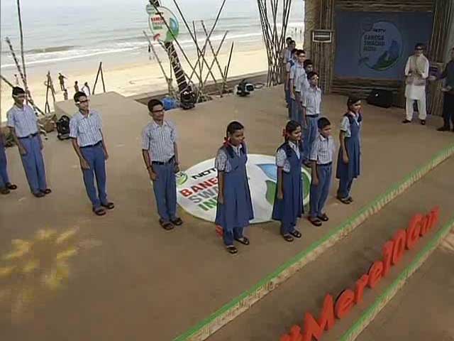 Specially-Abled Kids Perform At #SwachhIndia Cleanathon