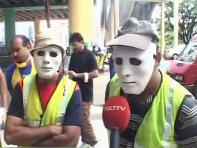 Bengaluru's Faceless Warriors 'The Ugly Indians' Are On A Clean Mission