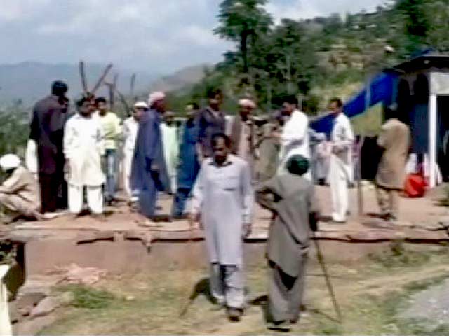 नेशनल रिपोर्टर: पाकिस्तान ने फिर किया संघर्ष विराम का उल्लंघन