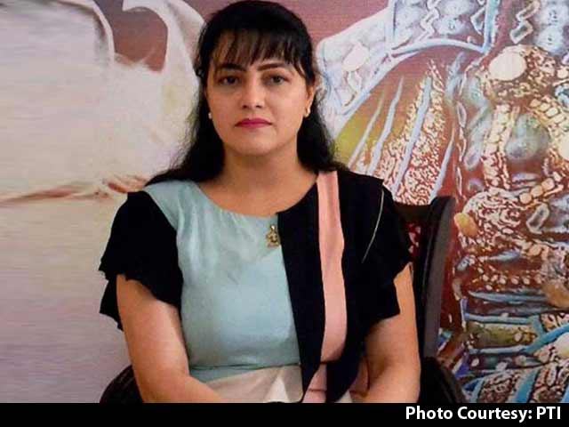 Video : 'Papa And I Falsely Charged,' Says Honeypreet Insan As Cops Wait For Surrender