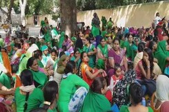 'You Can Move Us, Not Our Resolve': The Temporary Residents Of Jantar Mantar 'You Can Move Us, Not Our Resolve': The Temporary Residents Of Jantar Mantar