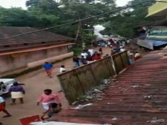 Five CPM Workers, 4 Policemen Injured In Bomb Attack In Kerala's Kannur