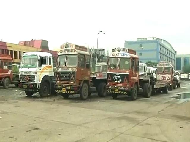 Video : Prices May Be Hit As Truckers Start 2-Day Strike Demanding GST On Diesel