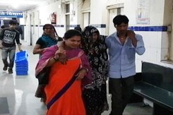 आधार कार्ड बना जी का जंजाल, अब इसके बिना मध्य प्रदेश के अस्पतालों में इलाज नहीं आधार कार्ड बना जी का जंजाल, अब इसके बिना मध्य प्रदेश के अस्पतालों में इलाज नहीं