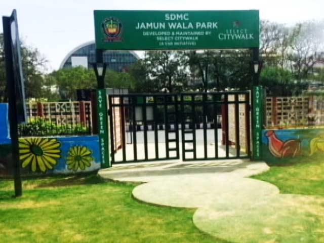 Behtar India: Transformation Of A Garbage Dump Into A Beautiful Park