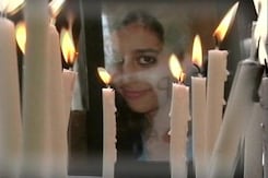 आरुषि हत्याकांड : राजेश और नूपुर तलवार को इलाहाबाद हाईकोर्ट ने किया बरी आरुषि हत्याकांड : राजेश और नूपुर तलवार को इलाहाबाद हाईकोर्ट ने किया बरी