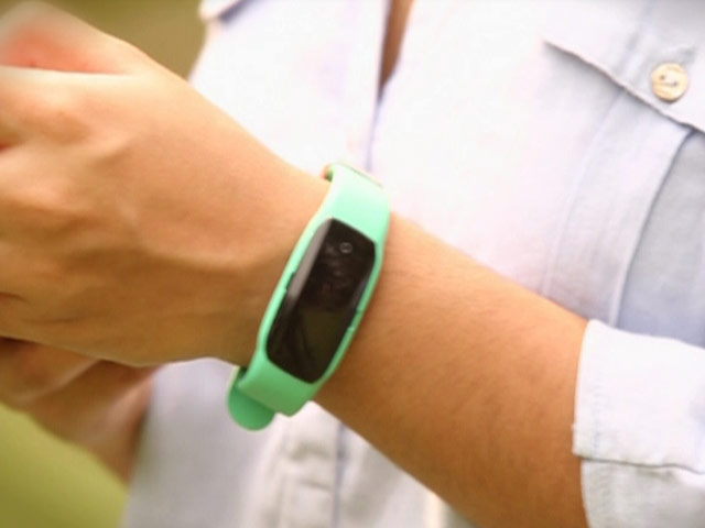 Lenovo HW01 Fitness Band Video Review