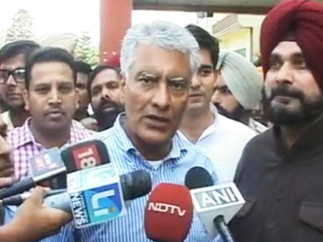 इंडिया 9 बजे: गुरदासपुर लोकसभा सीट के उप चुनाव में कांग्रेस के सुनील जाखड़ जीते