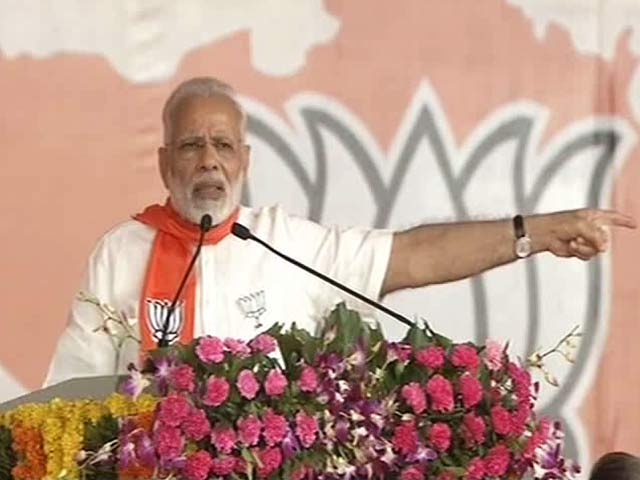 बड़ी खबर: कांग्रेस को विकास से नफरत है: गांधीनगर में पीएम मोदी
