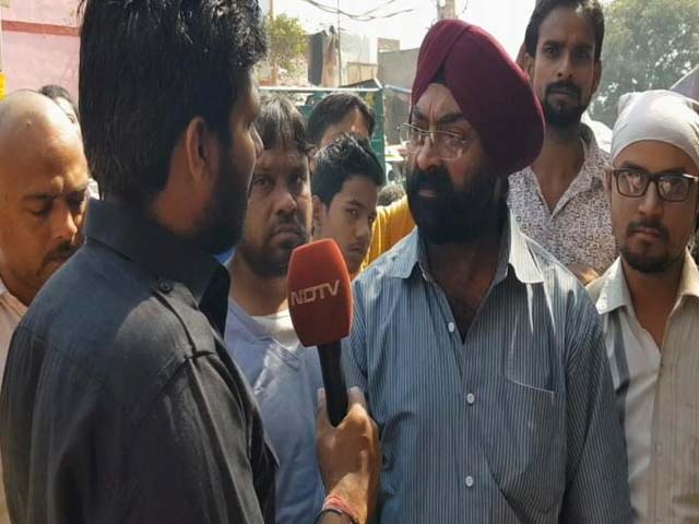 दिल्ली-एनसीआर में व्यापारियों ने मुफ्त में पटाखे बांटने का किया ऐलान