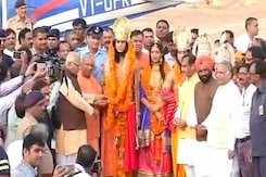 Yogi Adityanath Garlands 'Ram, Lakshman' In Ayodhya Yogi Adityanath Garlands 'Ram, Lakshman' In Ayodhya