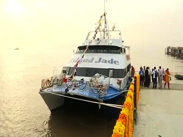 Video : PM Launches 'Dream Project', Ro-Ro Ferry Service, In Gujarat