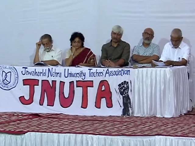 JNU में वाइस चांसलर के खिलाफ जनसुनवाई