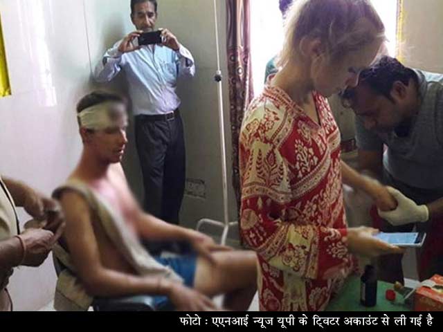 इंडिया 7 बजे : यूपी के फतेहपुर सीकरी में विदेशी सैलानियों से मारपीट