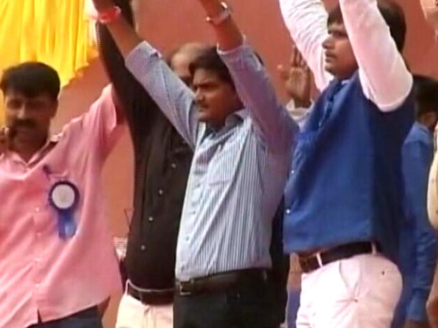 हार्दिक पटेल के खिलाफ गैरजमानती वारंट रद्द