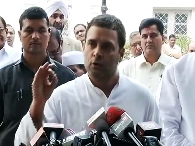 इंडिया 8 बजे : नोटबंदी और जीएसटी पर राहुल का सरकार पर निशाना