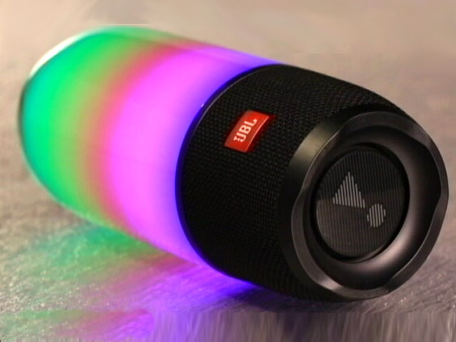 Unboxing the JBL Pulse 3