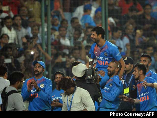 Video : 1st T20: Nehra Gets Fitting Farewell Gift As India Thump NZ By 53 Runs