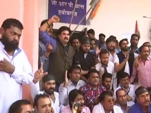 MoJo: भोपाल में 19 साल की छात्रा के साथ गैंगरेप