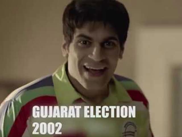 Video : Gujarat Polls: '<i>Mauka Mauka</i>' Video, Mime Artistes Inspire BJP, Congress