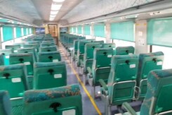 6 महीनों में राजधानी और शताब्दी ट्रेनों का हो जाएगा कायाकल्प 6 महीनों में राजधानी और शताब्दी ट्रेनों का हो जाएगा कायाकल्प