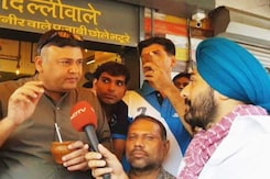 GST, Notes Ban: Bane Or Boon For Gujarat Traders? GST, Notes Ban: Bane Or Boon For Gujarat Traders?