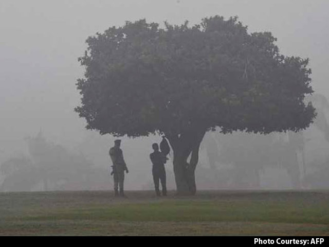 In 'Gas Chamber' Delhi, Primary Schools Won't Open Tomorrow