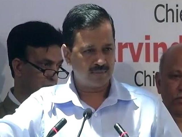 प्रदूषण पर सियासत : इशारों-इशारों में अमरिंदर का केजरीवाल से मुलाक़ात से इनकार