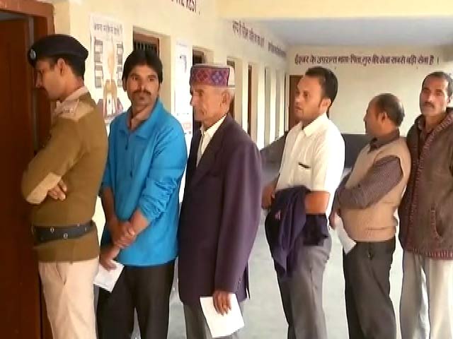 हिमाचल प्रदेश विधानसभा चुनाव में जमकर हुआ मतदान