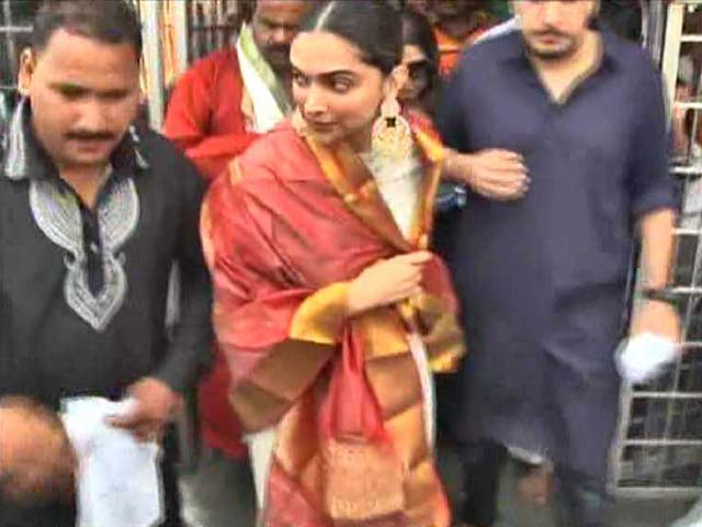 Deepika Padukone Visits Tirumala Temple
