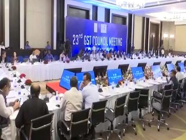 Simple समाचार :  जीएसटी काउंसिल की बैठक में लिए गए कई बड़े फैसले