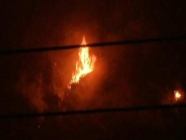 Video : दिल्ली के भलस्वा लैंडफिल में फिर लगी आग