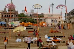 नोटबंदी पर जारी बहस के बीच असर का सियासी आकलन. नोटबंदी पर जारी बहस के बीच असर का सियासी आकलन.