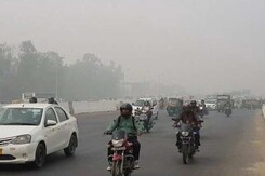 ऑड-ईवन फॉर्मूला आज से नहीं होगा लागू, एनजीटी ने लगाई रोक ऑड-ईवन फॉर्मूला आज से नहीं होगा लागू, एनजीटी ने लगाई रोक