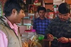 असम का एक कैशलेस गांव जो दावों की पोल खोलता है असम का एक कैशलेस गांव जो दावों की पोल खोलता है