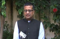 'Crash Landing': Haryana Bureaucrat Ashok Khemka Transferred Again 'Crash Landing': Haryana Bureaucrat Ashok Khemka Transferred Again