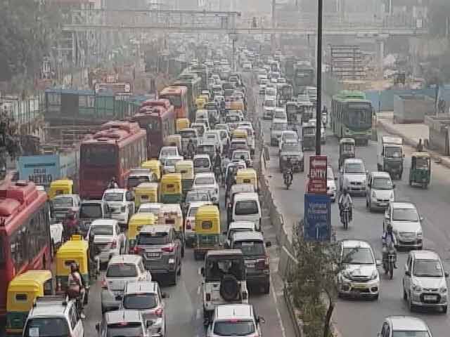 बड़ी खबर : दिल्ली में अप्रैल से ही बीएस-6 तेल