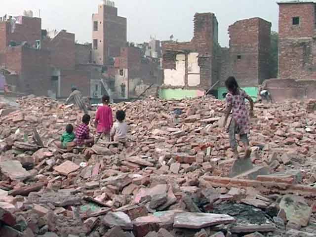 दिल्‍ली की कठपुतली कॉलोनी के वाशिंदों का हाल