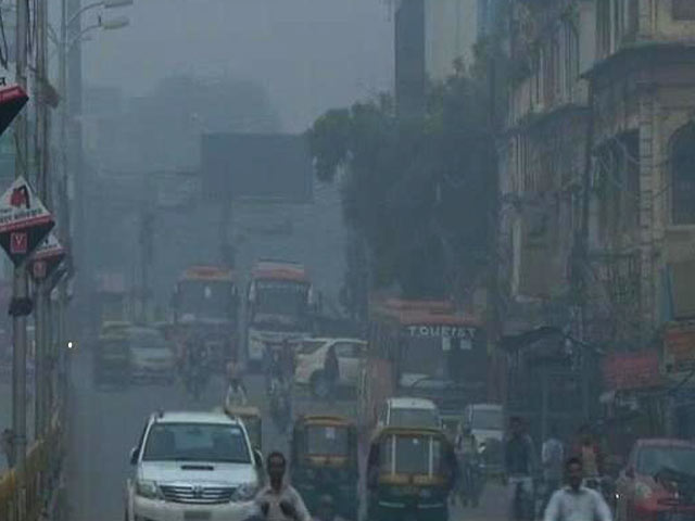 With Only 107 City Buses, Lucknow Forced To Drive. Pollution At Record High