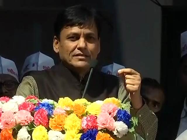 Videos : पीएम मोदी के विरोध में उठा हर हाथ मिलकर काट देंगे: नित्यानंद राय