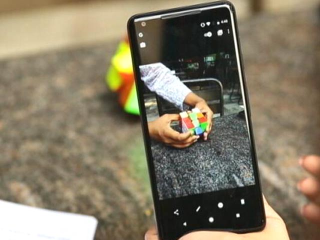 Make Way For The Google Pixel 2 XL